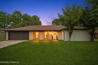 757 Canterbury Drive, Biloxi, MS 39532