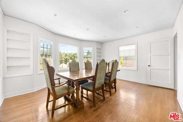 2411 St George Street, Los Angeles, CA 90027