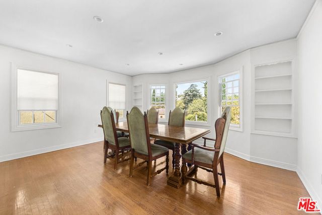 2411 St George Street, Los Angeles, CA 90027