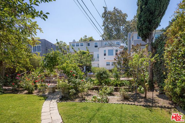 2411 St George Street, Los Angeles, CA 90027