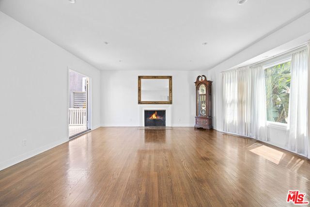 2411 St George Street, Los Angeles, CA 90027