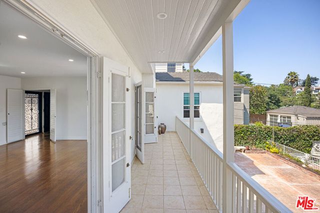 2411 St George Street, Los Angeles, CA 90027