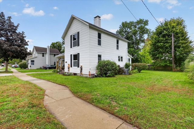 124 Washington Street, Sparta, MI 49345