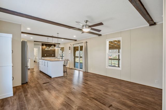 309 River Bluff Rd, Linden, TN 37096