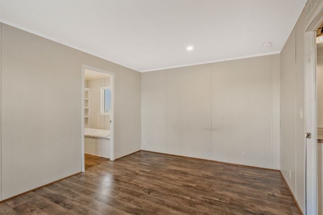 309 River Bluff Rd, Linden, TN 37096