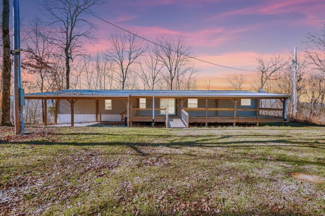 309 River Bluff Rd, Linden, TN 37096