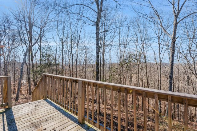 309 River Bluff Rd, Linden, TN 37096