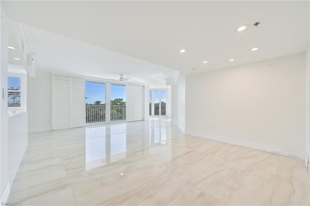 6361 Pelican Bay BLVD 202, NAPLES, FL 34108 — photo 3