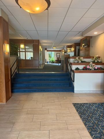 1500 Worcester Rd 426, Framingham, MA 01702
