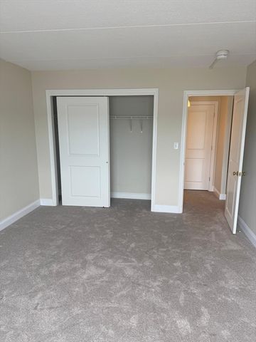 1500 Worcester Rd 426, Framingham, MA 01702