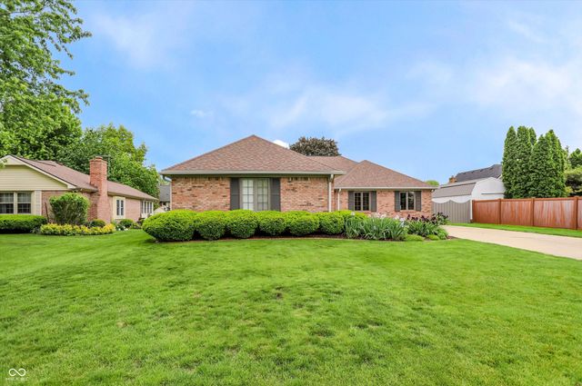 465 Lacy Drive, Greenwood, IN 46142