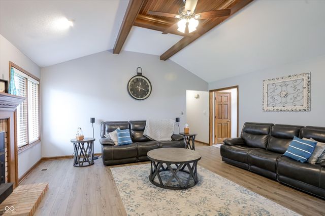 465 Lacy Drive, Greenwood, IN 46142