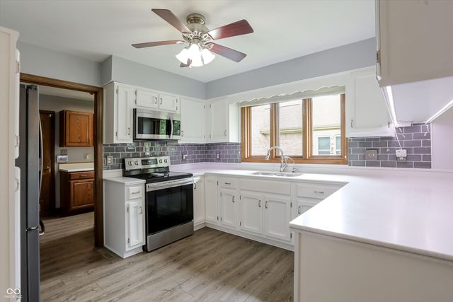 465 Lacy Drive, Greenwood, IN 46142