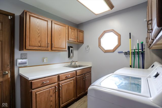 465 Lacy Drive, Greenwood, IN 46142