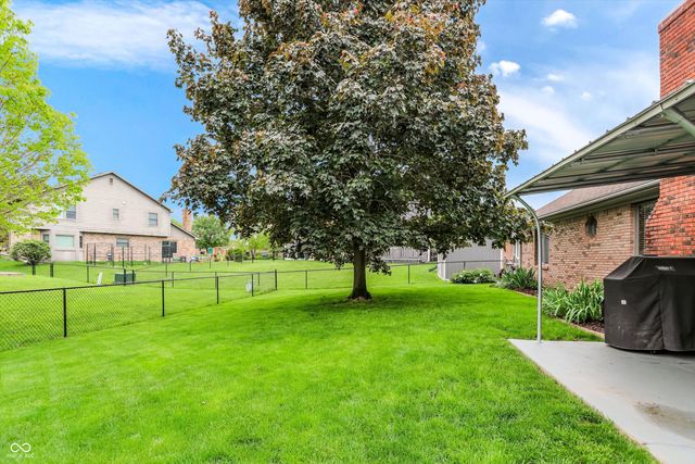 465 Lacy Drive, Greenwood, IN 46142