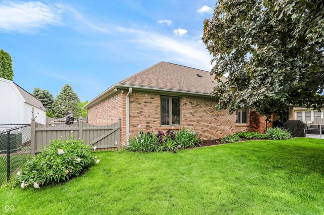 465 Lacy Drive, Greenwood, IN 46142