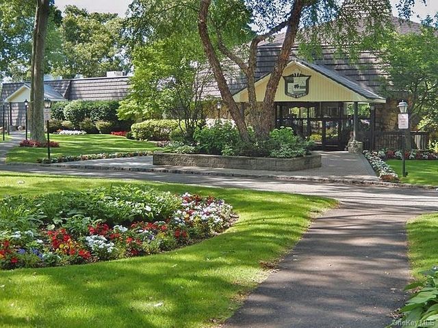 225 Skyline Drive, Coram, NY 11727
