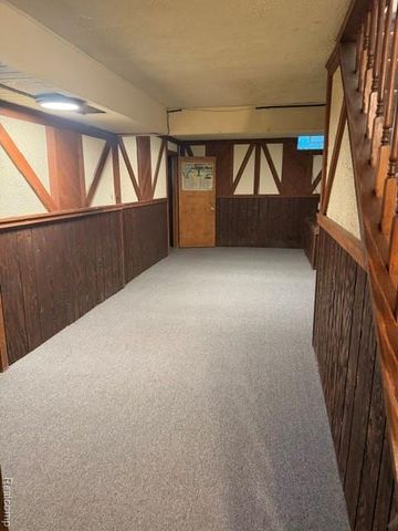 629 Oakbrook 18, Rochester Hills, MI 48307