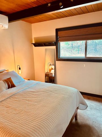 4321 Lakeridge Dr, Pollock Pines, CA 95726