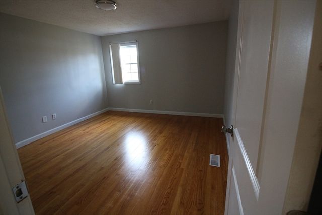 24 Greenfield Road, Westport, MA 02790