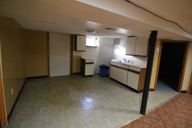 24 Greenfield Road, Westport, MA 02790