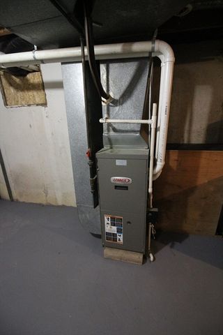 24 Greenfield Road, Westport, MA 02790