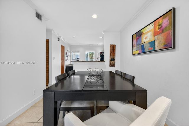 3777 NW 78th Ave 8F, Davie, FL 33024