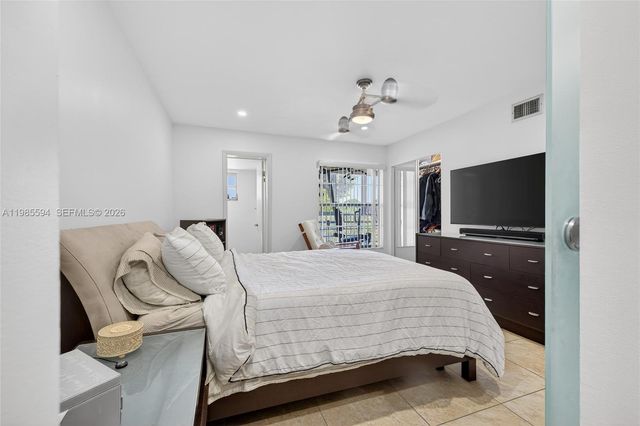 3777 NW 78th Ave 8F, Davie, FL 33024