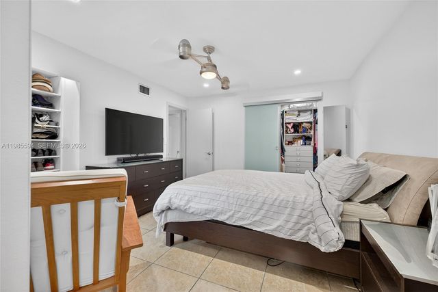 3777 NW 78th Ave 8F, Davie, FL 33024