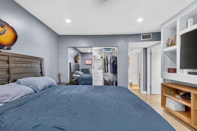 3777 NW 78th Ave 8F, Davie, FL 33024