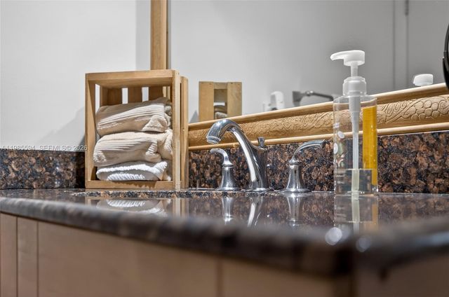 3777 NW 78th Ave 8F, Davie, FL 33024