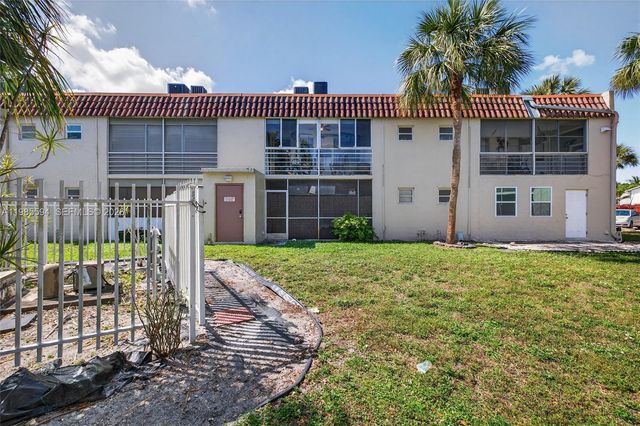 3777 NW 78th Ave 8F, Davie, FL 33024