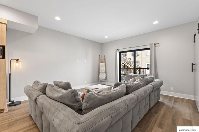 1007 Park Avenue, Omaha, NE 68105