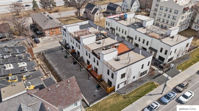 1007 Park Avenue, Omaha, NE 68105