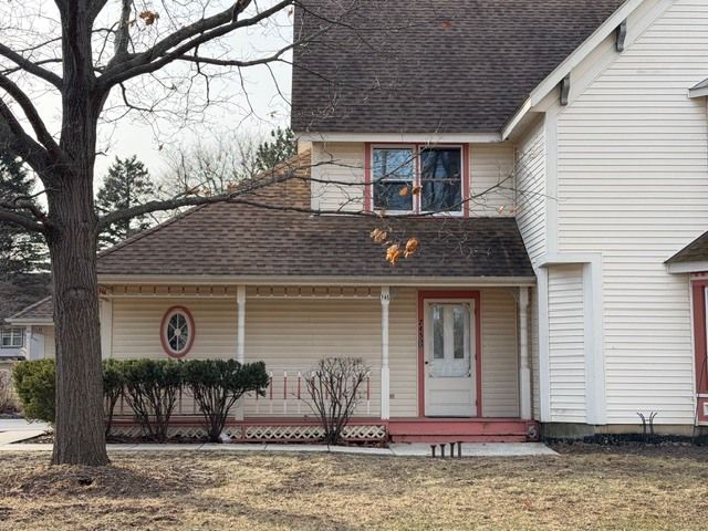745 Regina Court 745, Woodstock, IL 60098