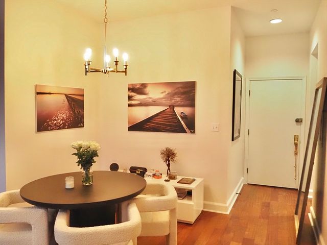 2 Clarendon Street 204, Boston, MA 02116