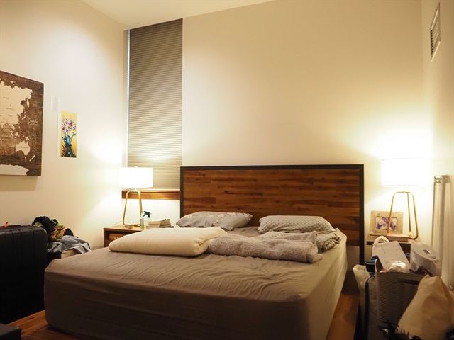 2 Clarendon Street 204, Boston, MA 02116