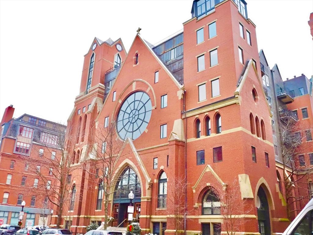 2 Clarendon Street 204, Boston, MA 02116