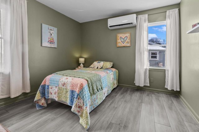 3350 N 85th STREET, Milwaukee, WI 53222