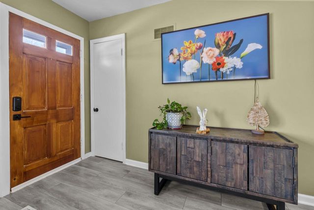 3350 N 85th STREET, Milwaukee, WI 53222