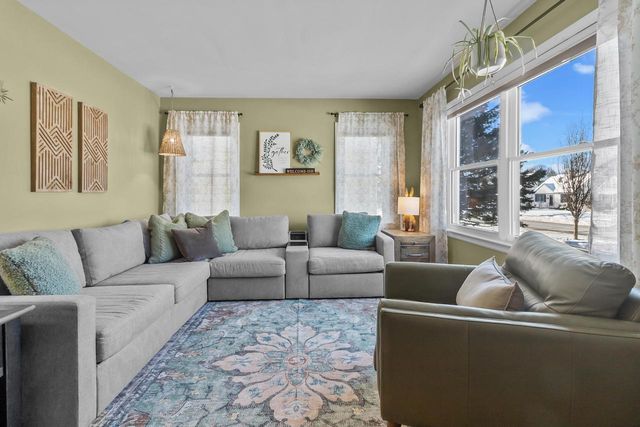 3350 N 85th STREET, Milwaukee, WI 53222