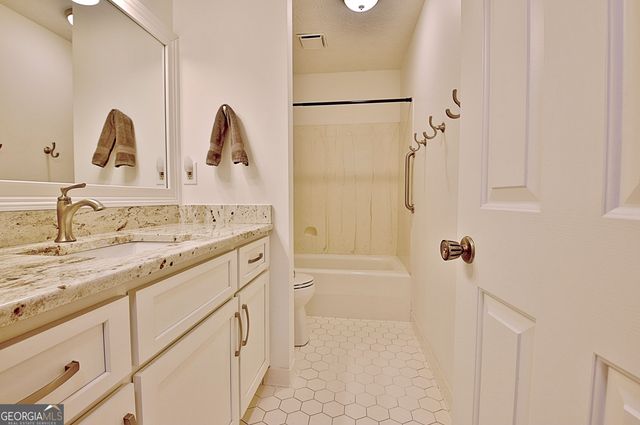 201 Fern Vale, Peachtree City, GA 30269