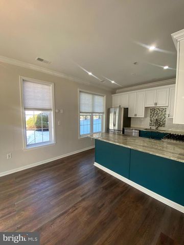 76 KYLE, Ewing, NJ 08628