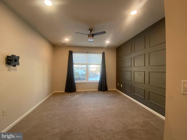 76 KYLE, Ewing, NJ 08628