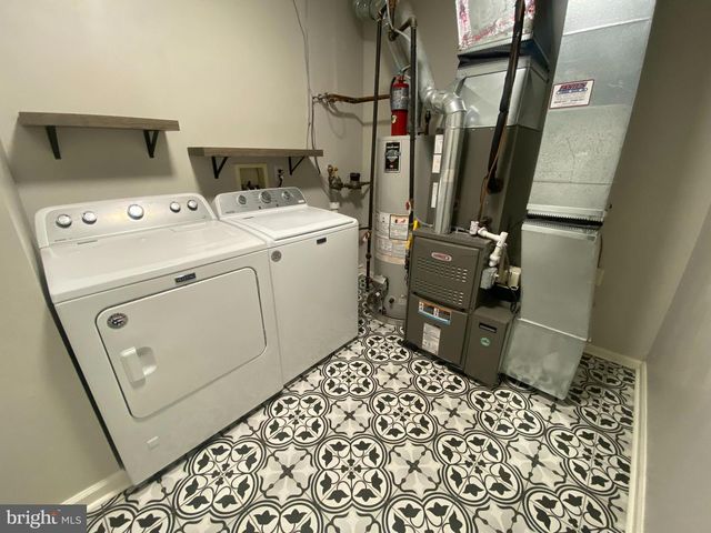 76 KYLE, Ewing, NJ 08628