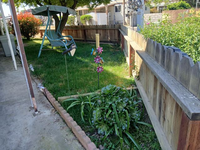 2400 W Midvalley Avenue S1, Visalia, CA 93277