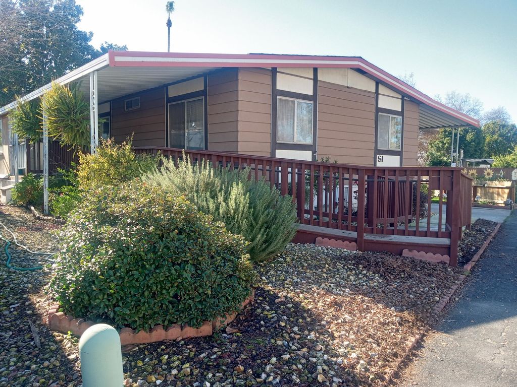 2400 W Midvalley Avenue S1, Visalia, CA 93277