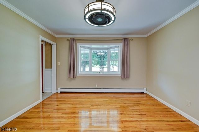 410 Stony Brook Dr, Bridgewater Twp., NJ 08807