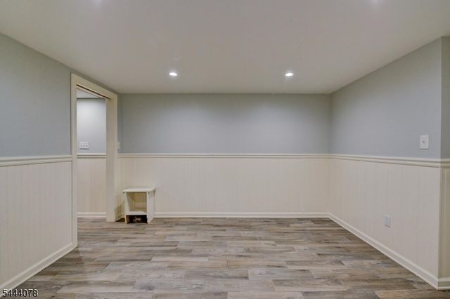 410 Stony Brook Dr, Bridgewater Twp., NJ 08807