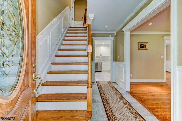 410 Stony Brook Dr, Bridgewater Twp., NJ 08807